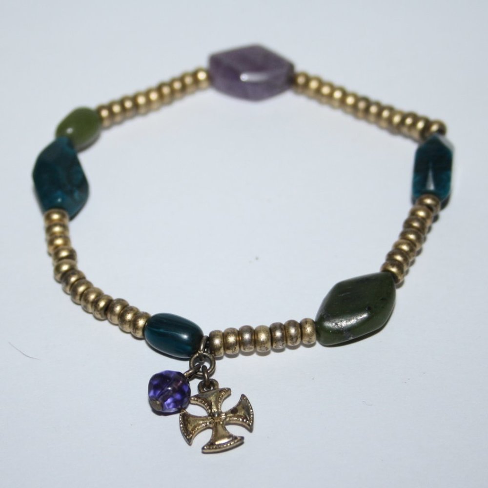 Beautiful gold, natural stone and cross bracelet 7"